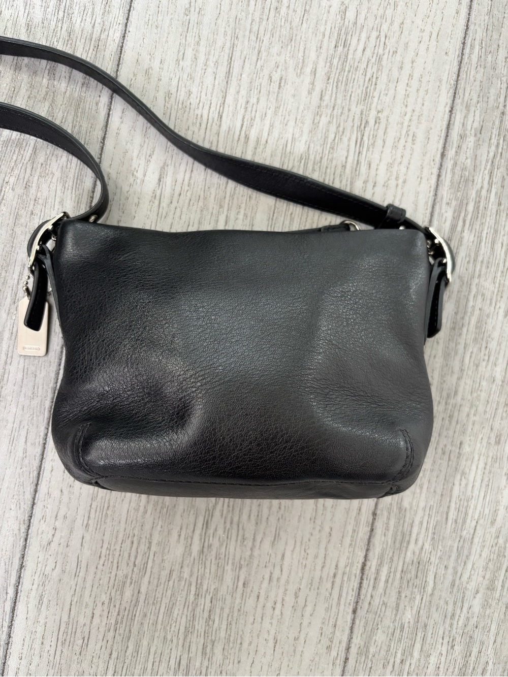 Coach vintage leather bag. Y2K mini legacy with silver hangtag in EUC. - Picture 3 of 12